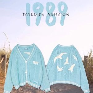 REAL NEVER BEEN WORN 1989 Cardigan✨